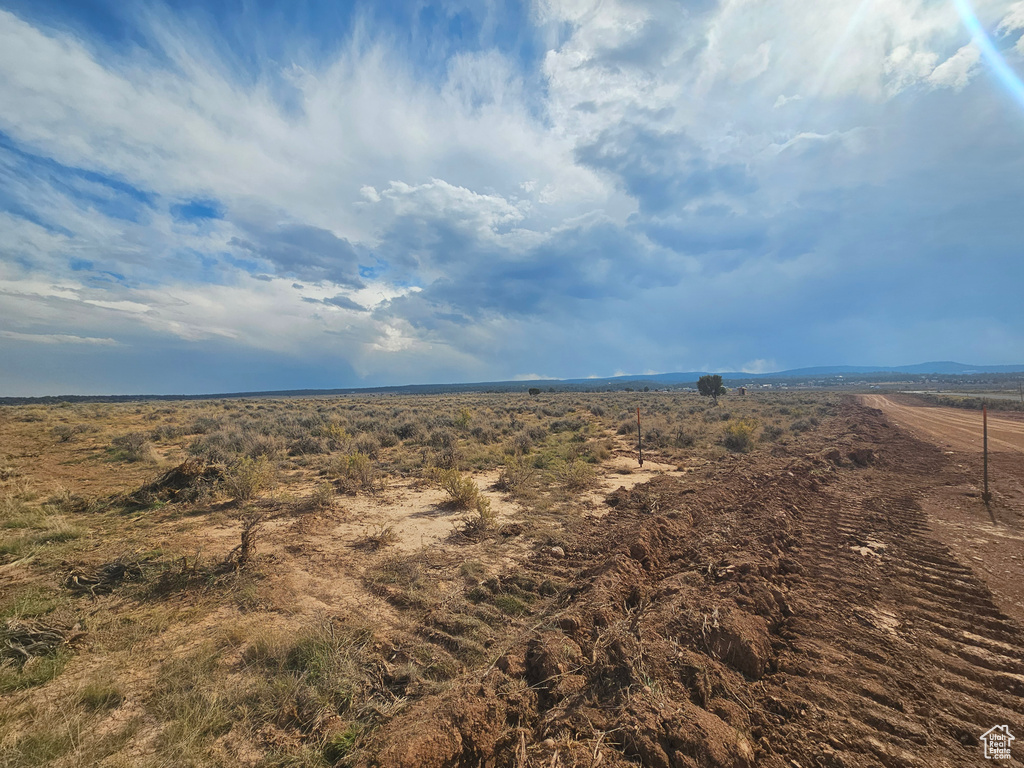 View of nature featuring a rural view