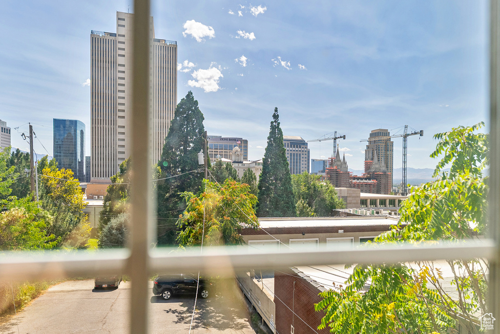48 E 200 N #1 Salt Lake City, UT 84103