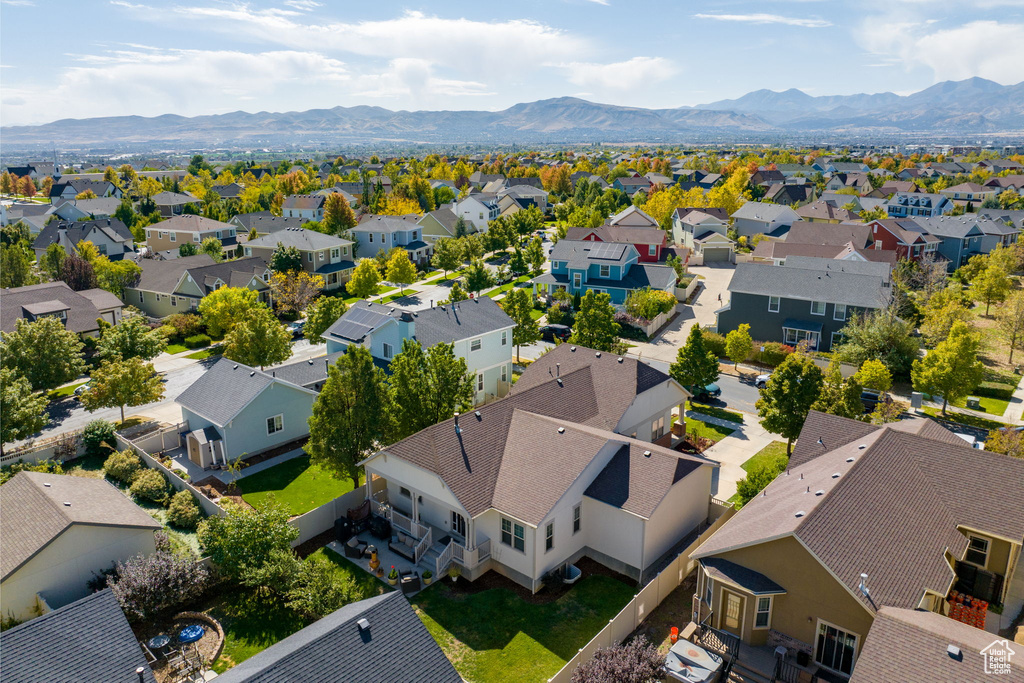 Bird's eye view featuring a mountain view