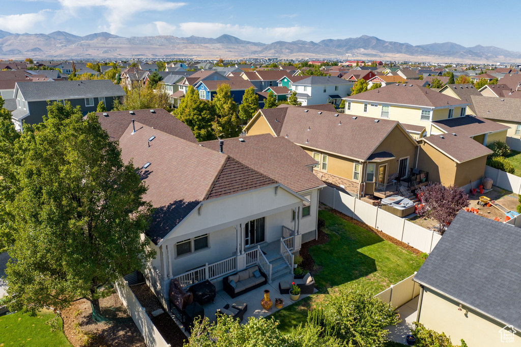 Bird's eye view with a mountain view