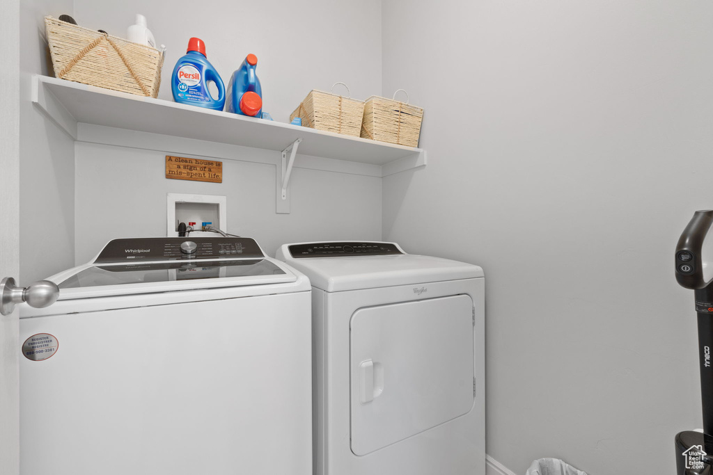 Laundry area with independent washer and dryer