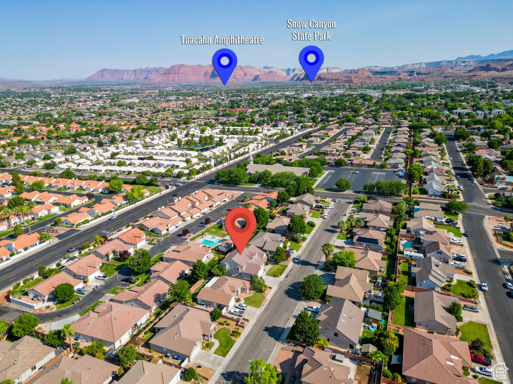 Drone / aerial view featuring a mountain view