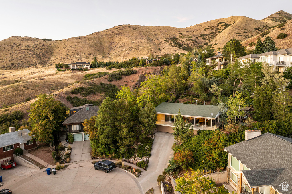 View of mountain feature