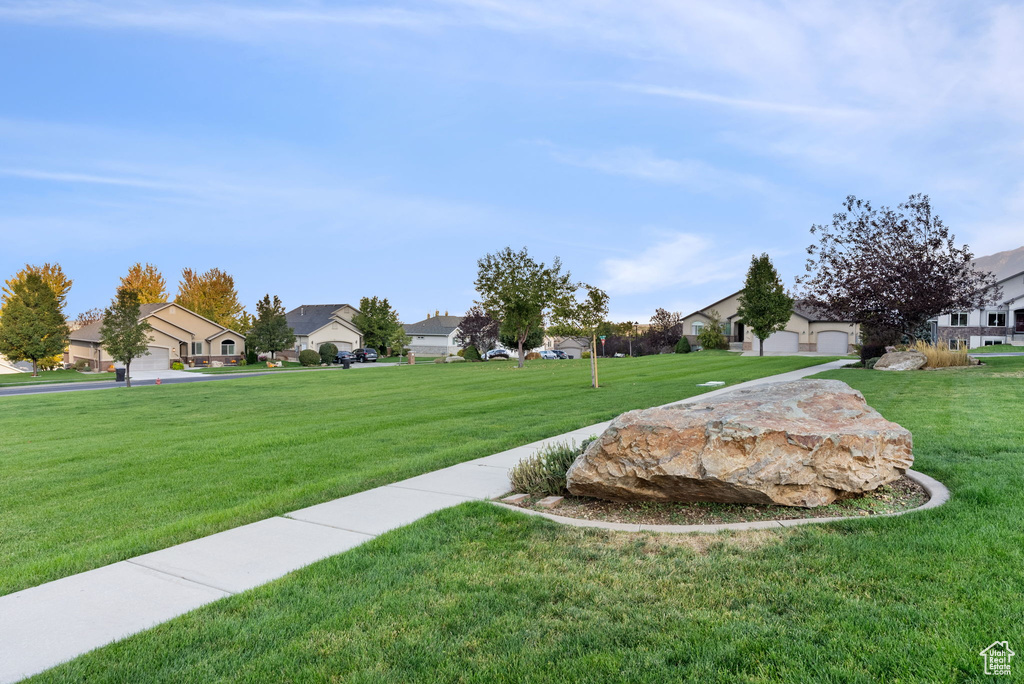 Surrounding community with a lawn