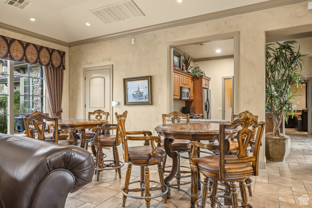 Dining room with crown molding