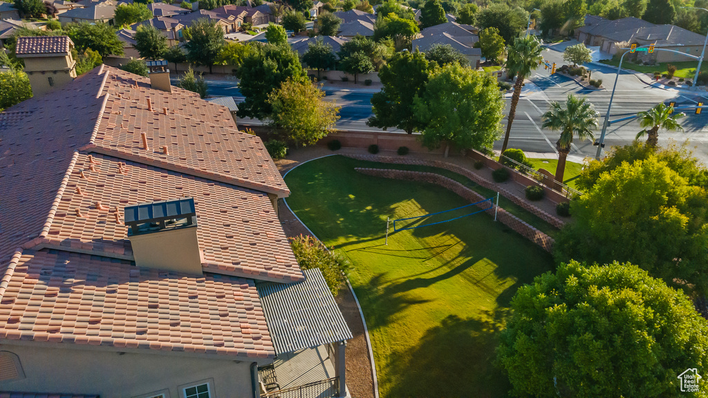 Birds eye view of property