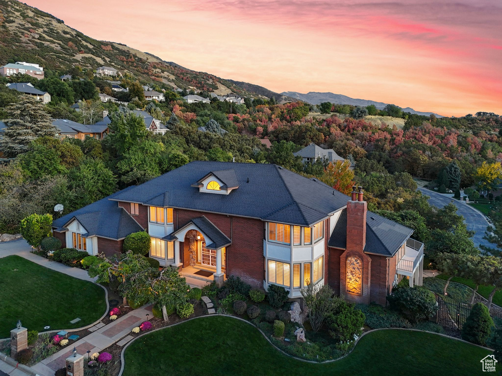 Aerial view at dusk with a mountain view