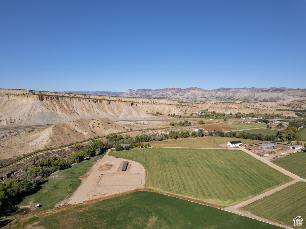 Bird's eye view with a mountain view