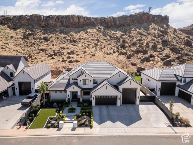 Bird's eye view featuring a mountain view