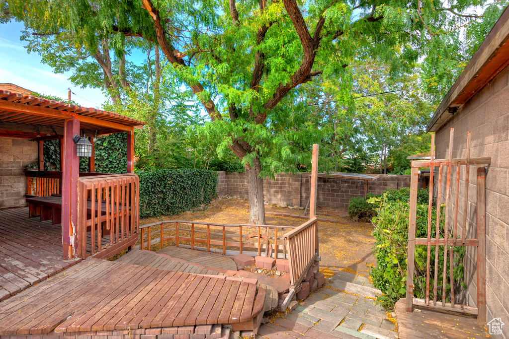 View of patio / terrace featuring a wooden deck