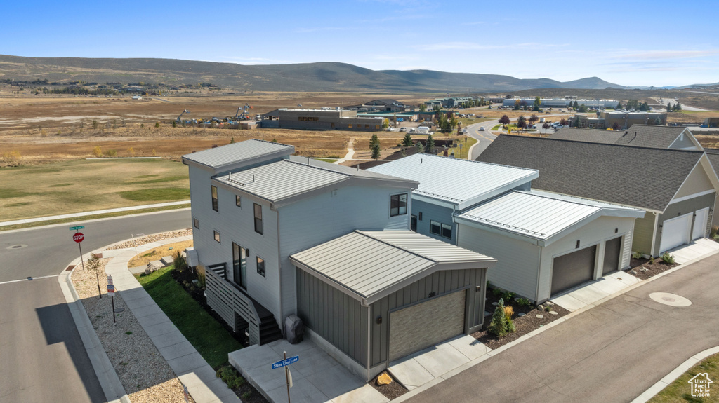 Drone / aerial view featuring a mountain view