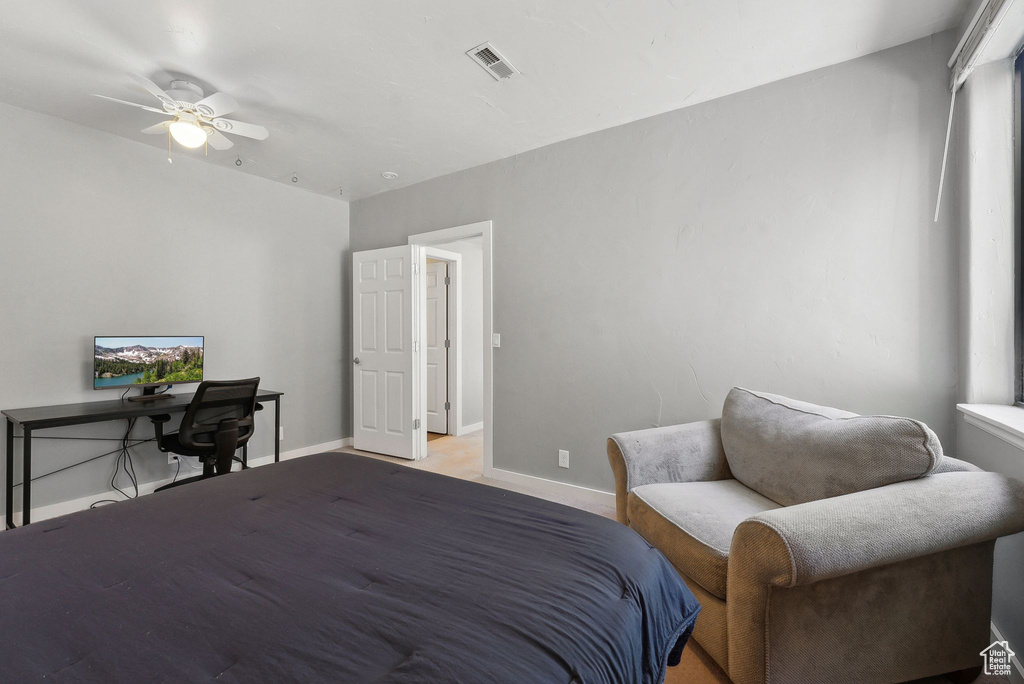 Bedroom with ceiling fan