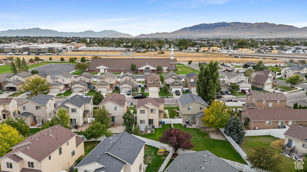 1898 W POINTE MEADOW LOOP Lehi, UT 84043