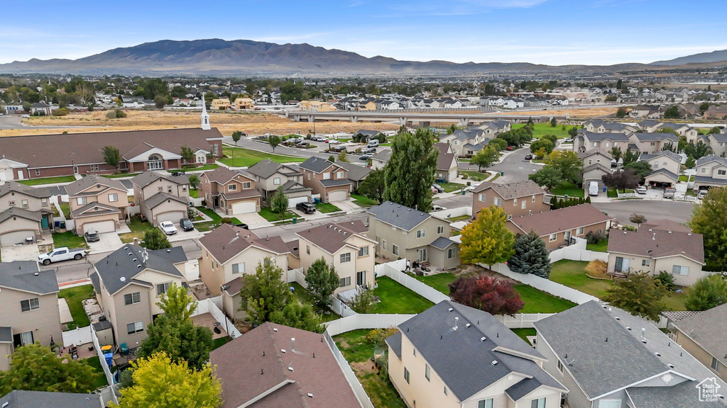 1898 W POINTE MEADOW LOOP Lehi, UT 84043