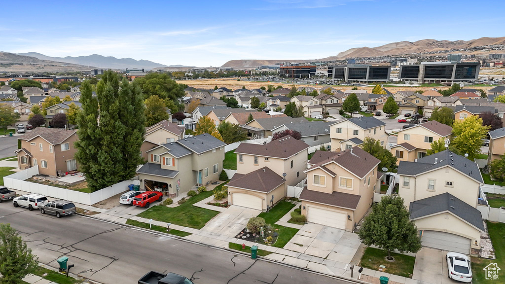 1898 W POINTE MEADOW LOOP Lehi, UT 84043