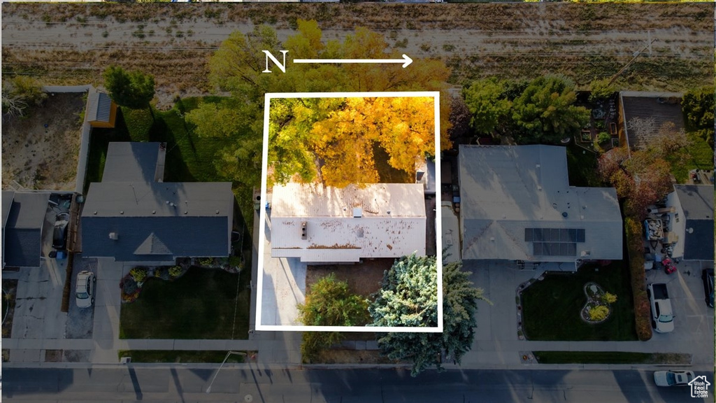 Birds eye view of property