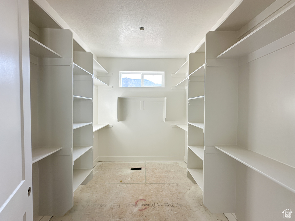 View of walk in closet