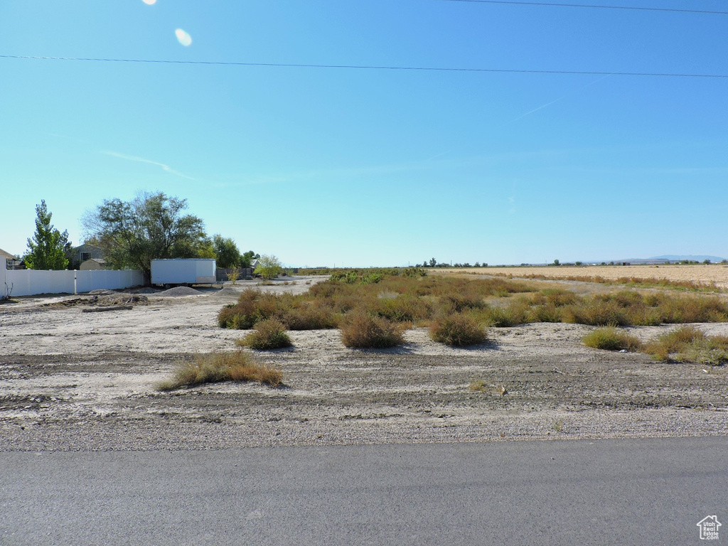 View of yard featuring a rural view