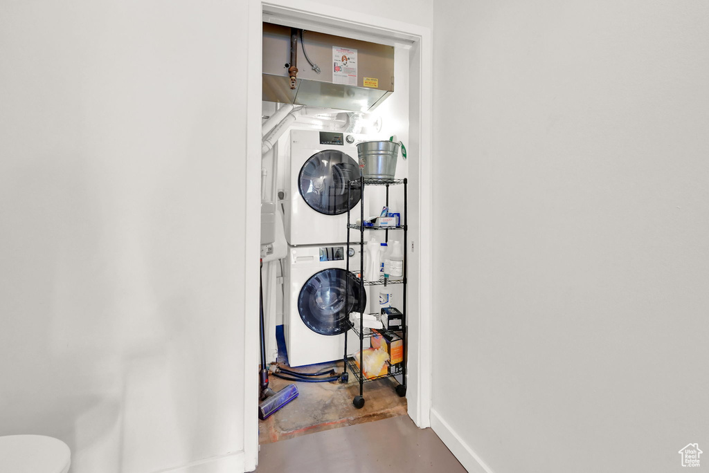 Laundry room with stacked washer / dryer