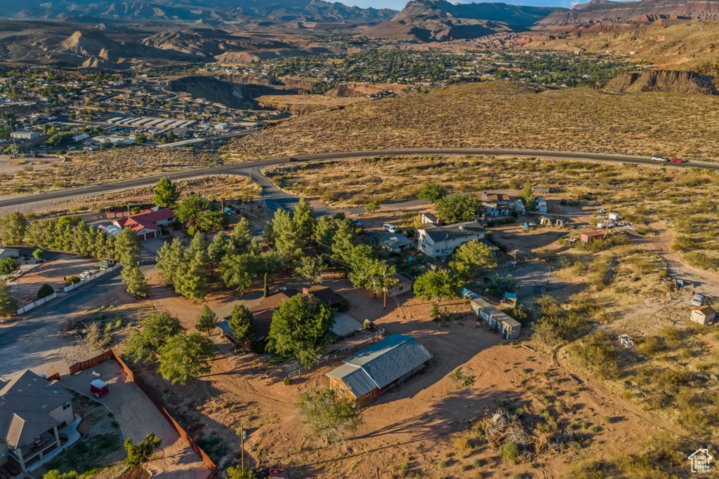 Drone / aerial view featuring a mountain view