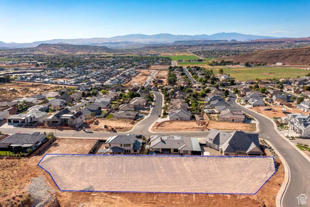 Bird's eye view with a mountain view