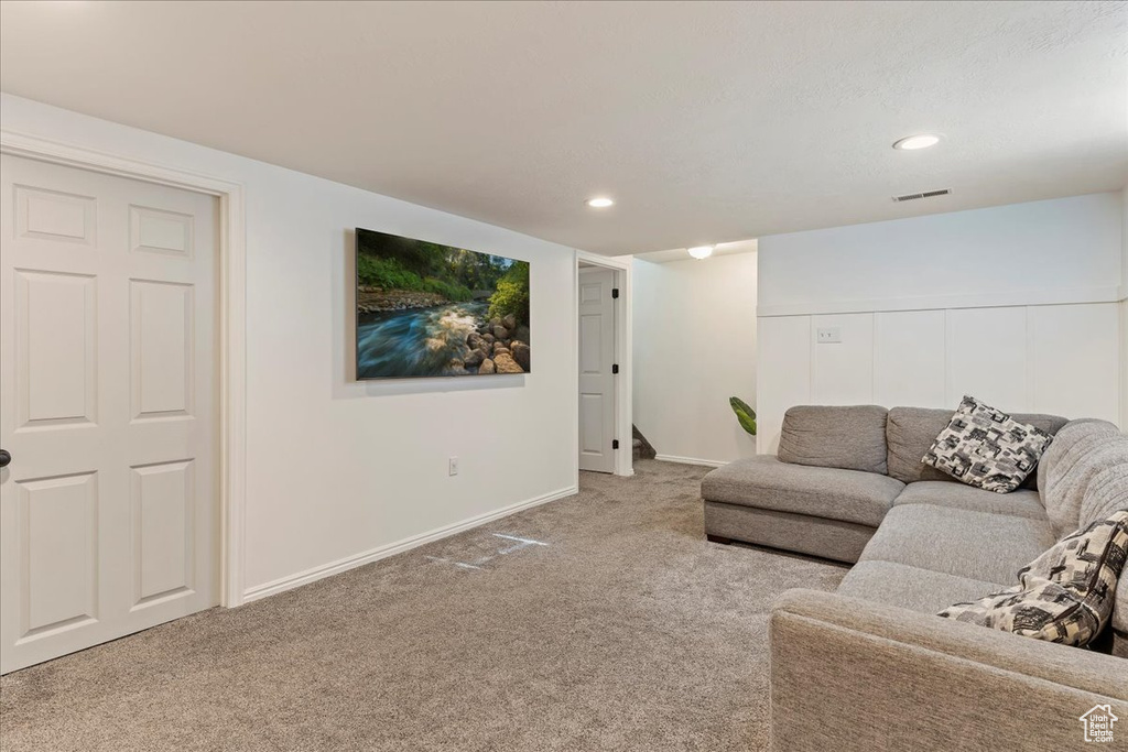 168 E 4300 S Washington Terrace UT 84405 405,000