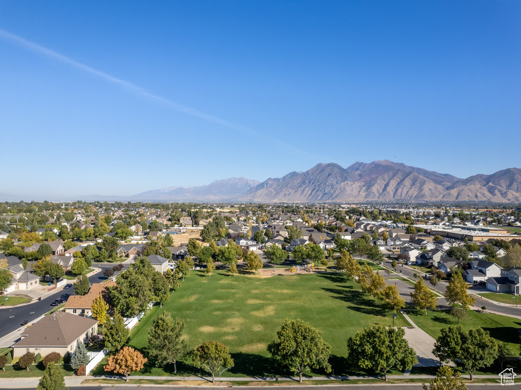 View of mountain feature