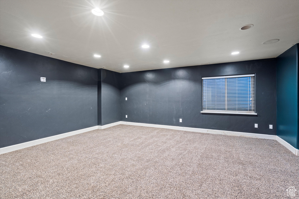 View of carpeted spare room