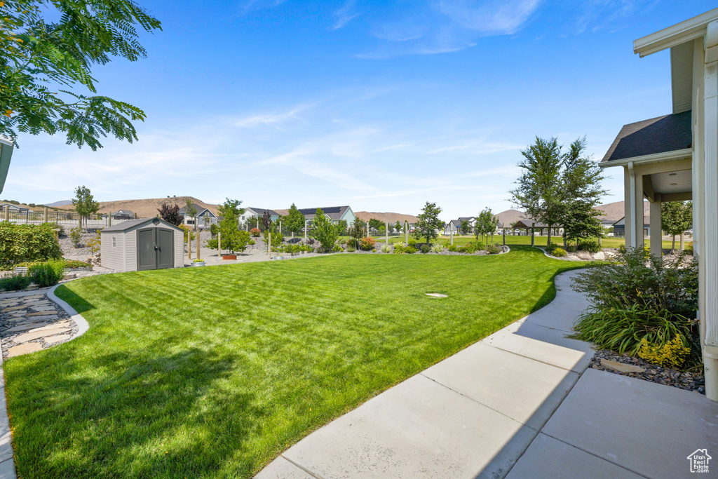 1441 E SNOWFLAKE AVE Eagle Mountain, UT 84005