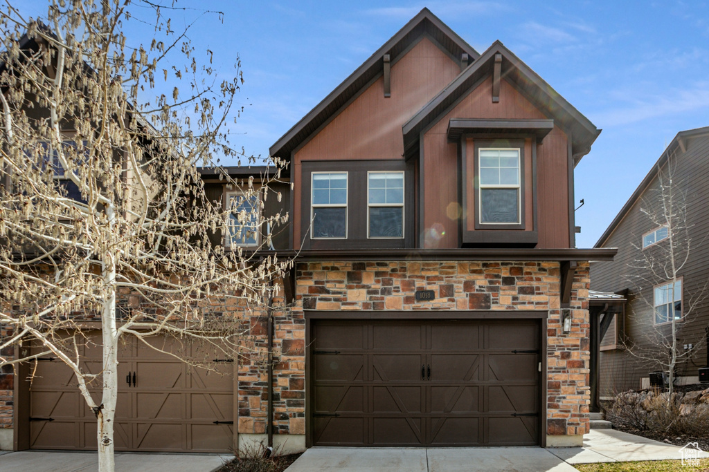 View of front facade with a garage