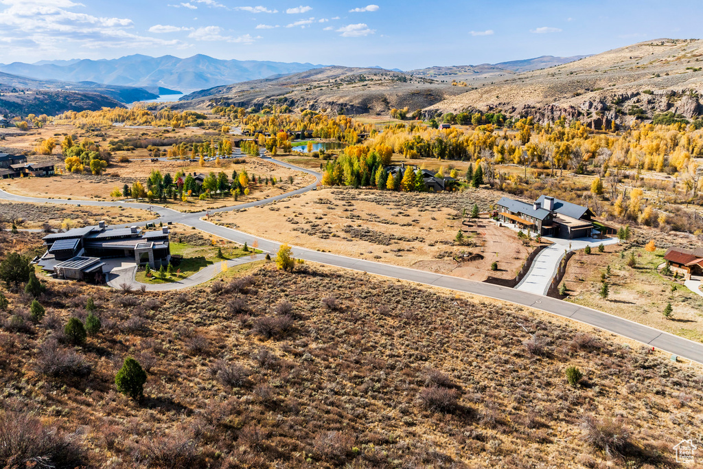 Drone / aerial view featuring a mountain view