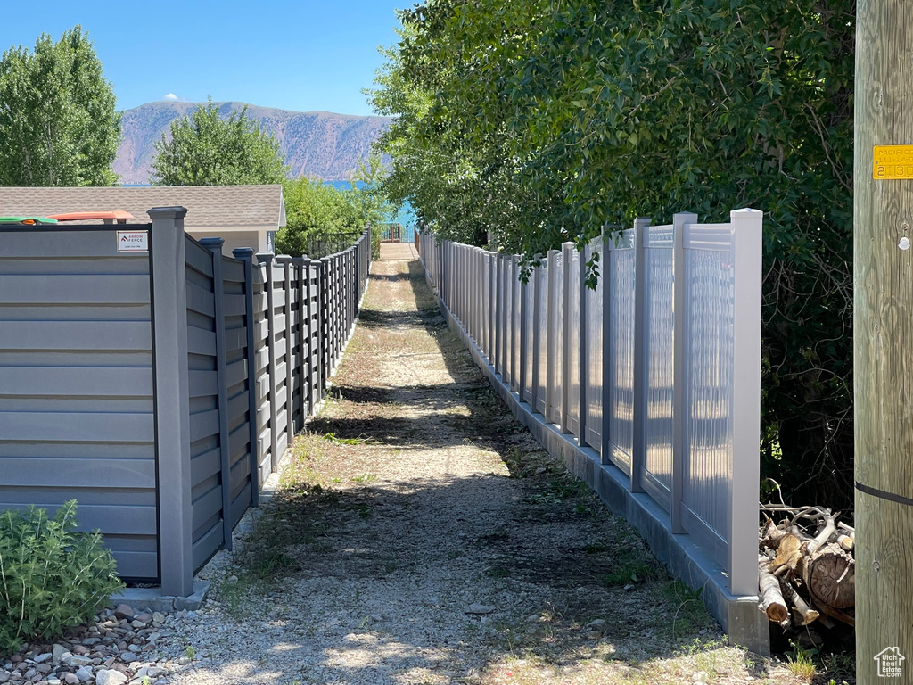 View of yard with a mountain view