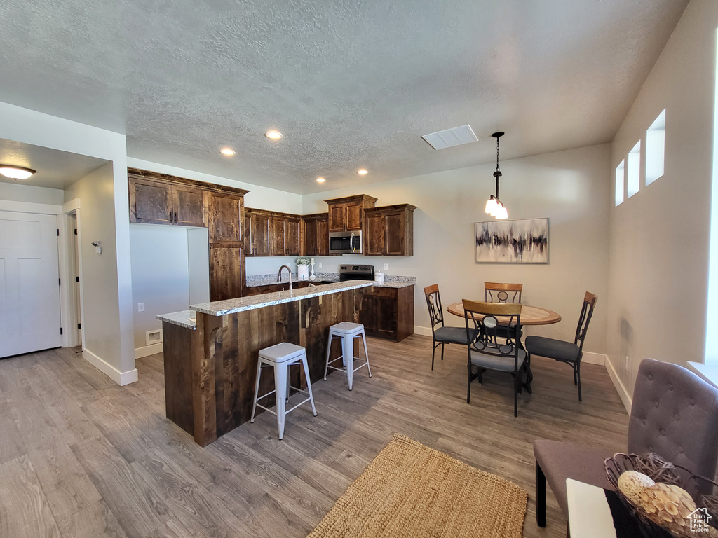 861 E 275 N Hyrum UT 84319 308,000