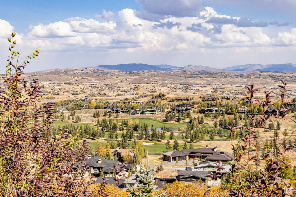 View of mountain background with a golf club