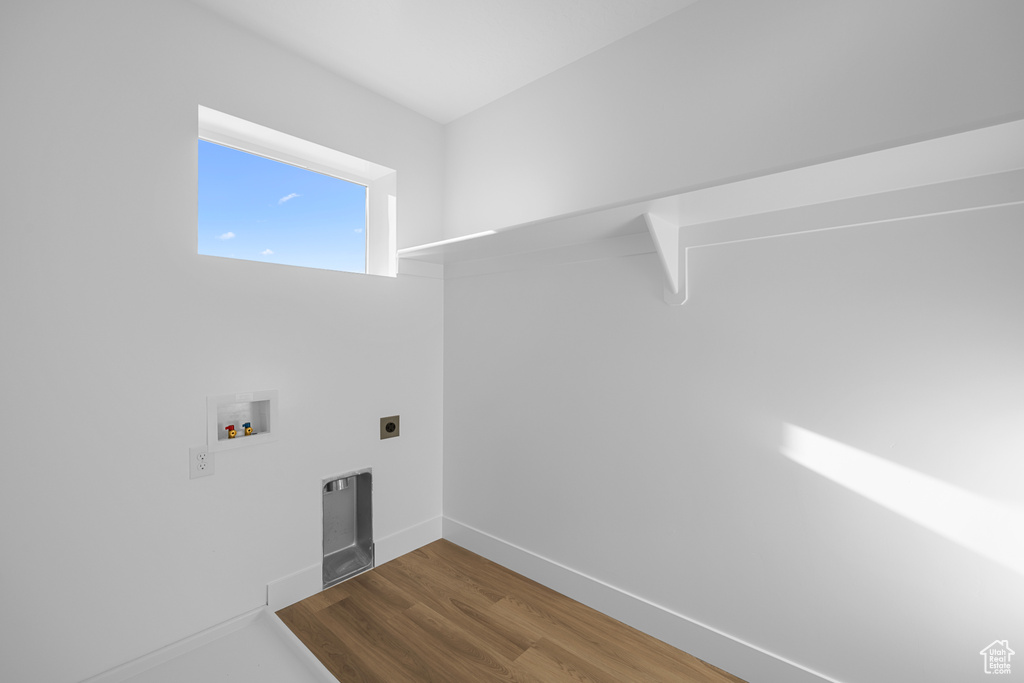 Photo 14 for MLS #2031126 at 2021 S Freestone Blvd #426