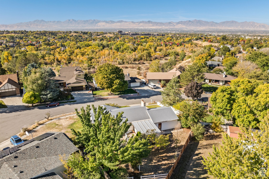 Drone / aerial view featuring a mountain view