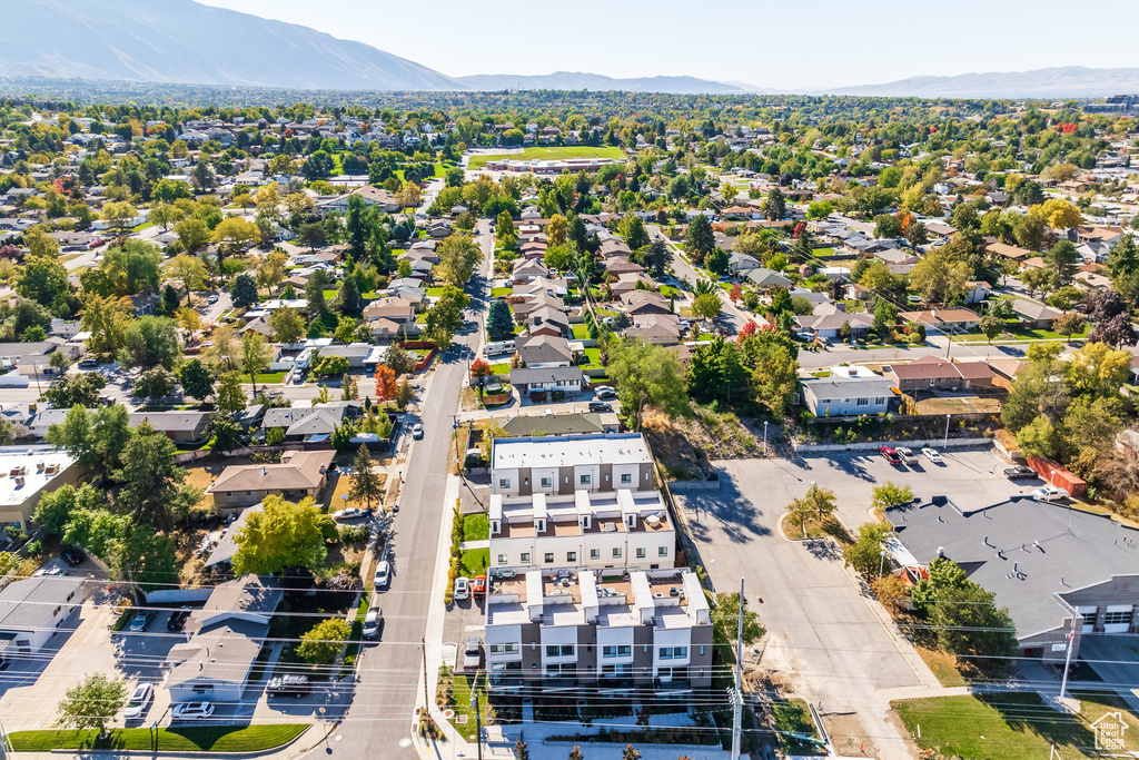 Bird's eye view featuring a mountain view