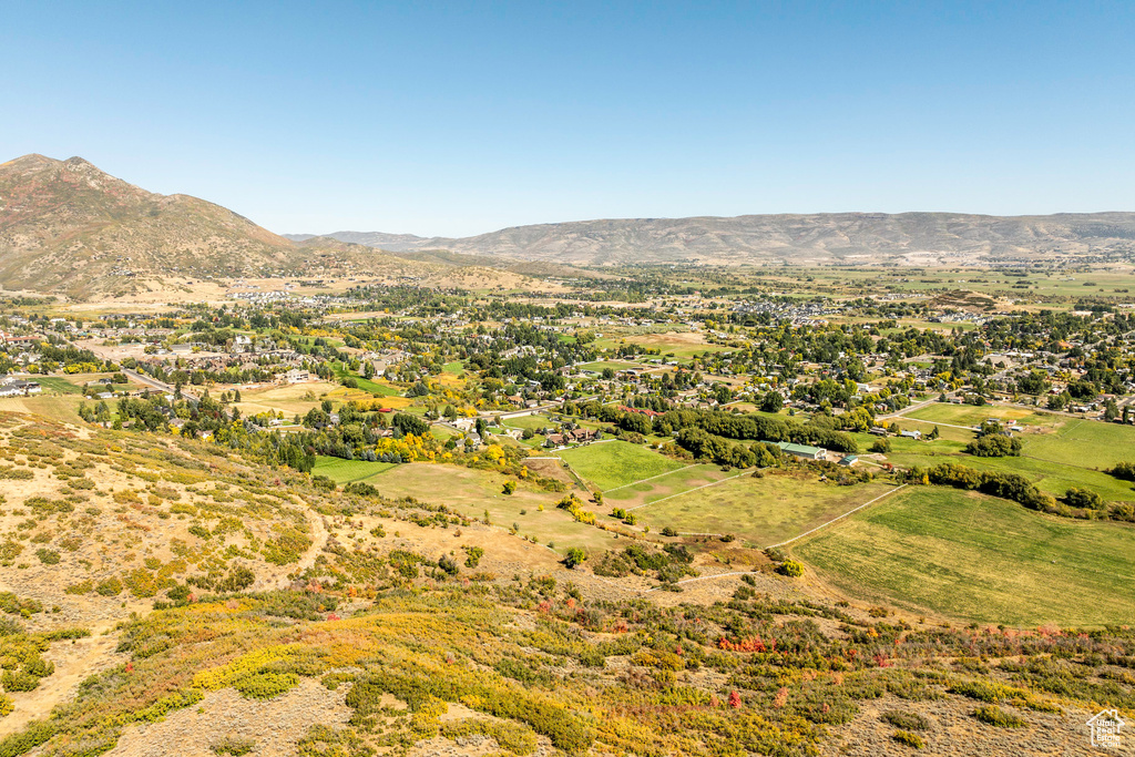 Bird's eye view with a mountain view