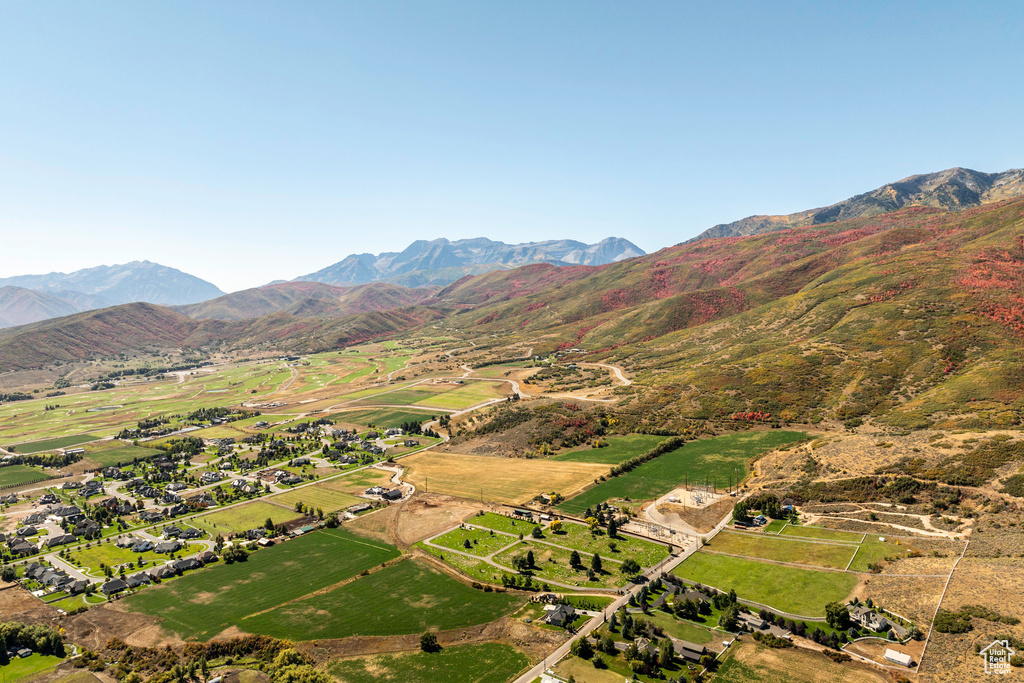 Drone / aerial view featuring a mountain view