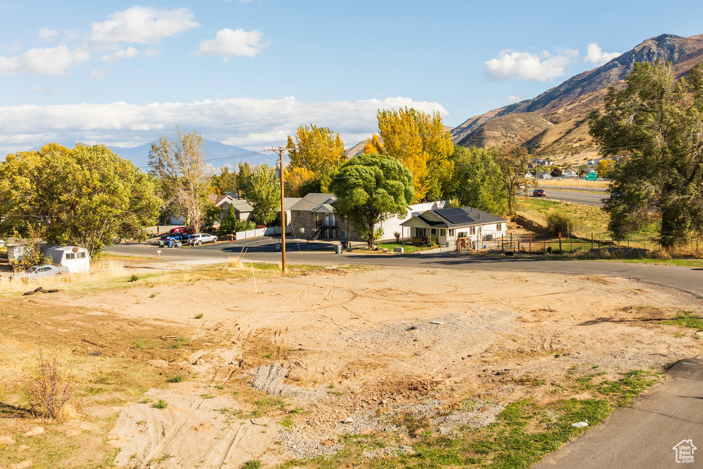 View of yard with a mountain view