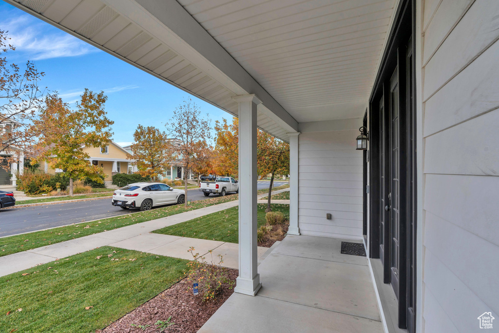View of patio / terrace with covered porch