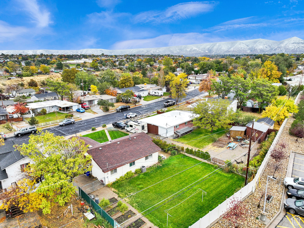 Bird's eye view featuring a mountain view