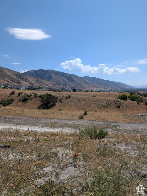 1092 E 100 S Hyde Park, UT 84318
