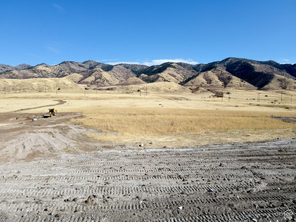 85 S 1100 E Hyde Park, UT 84318