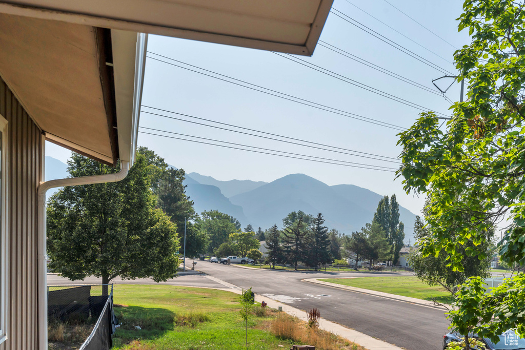 View of mountain feature