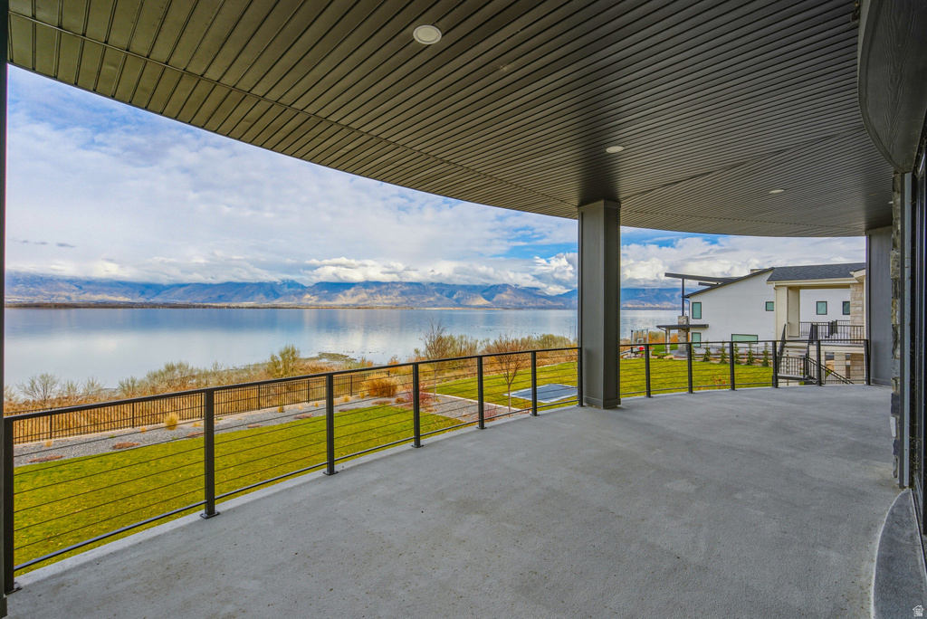 1602 S WILTSHIRE LN Saratoga Springs, UT 84045