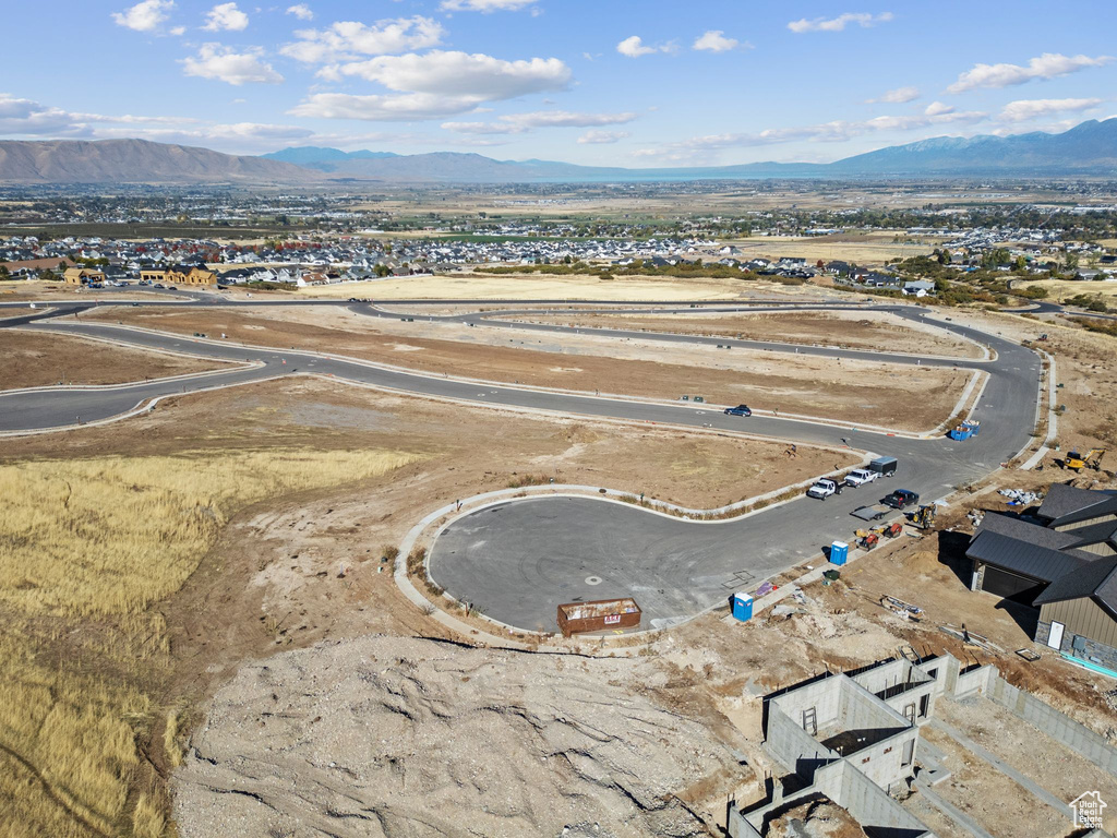 Drone / aerial view featuring a mountain view