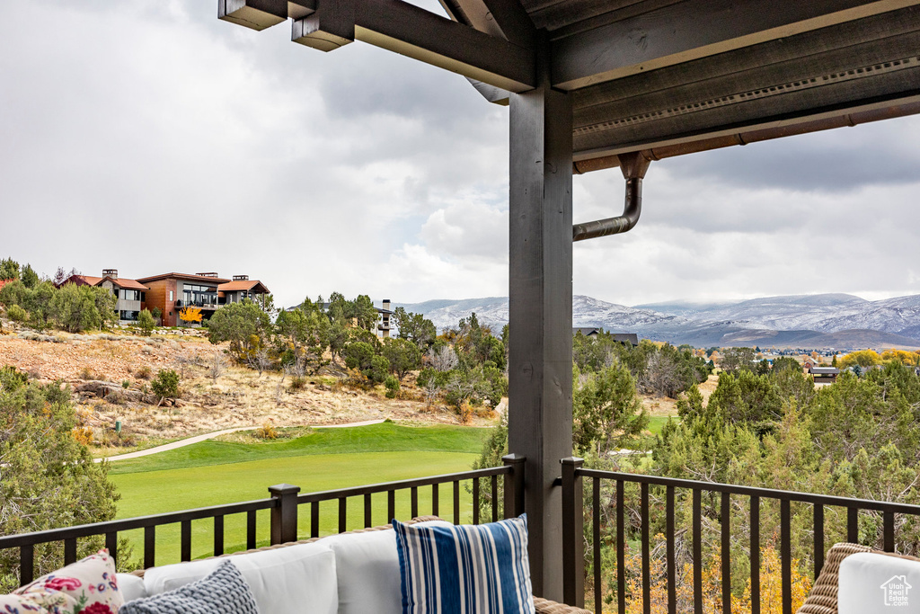 Balcony featuring a mountain view