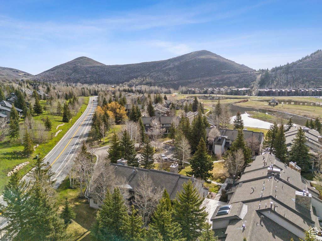 Bird's eye view with a mountain view