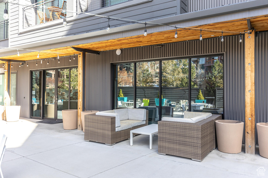 View of patio / terrace featuring outdoor lounge area